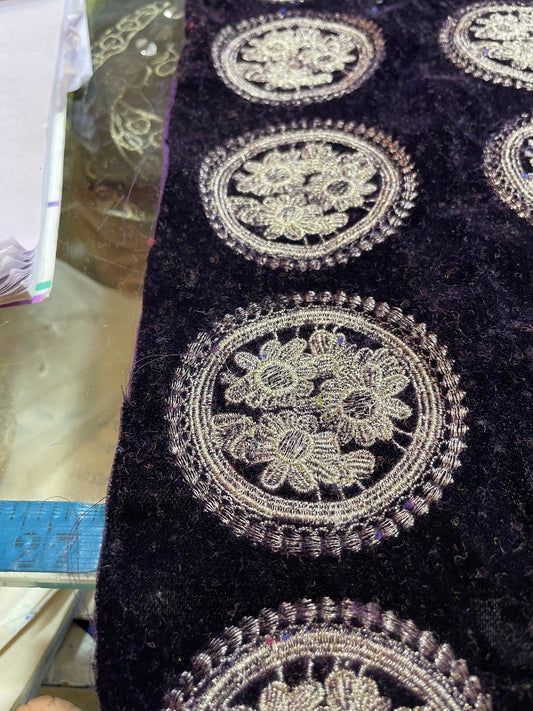 Velvet Embroidery purple Border